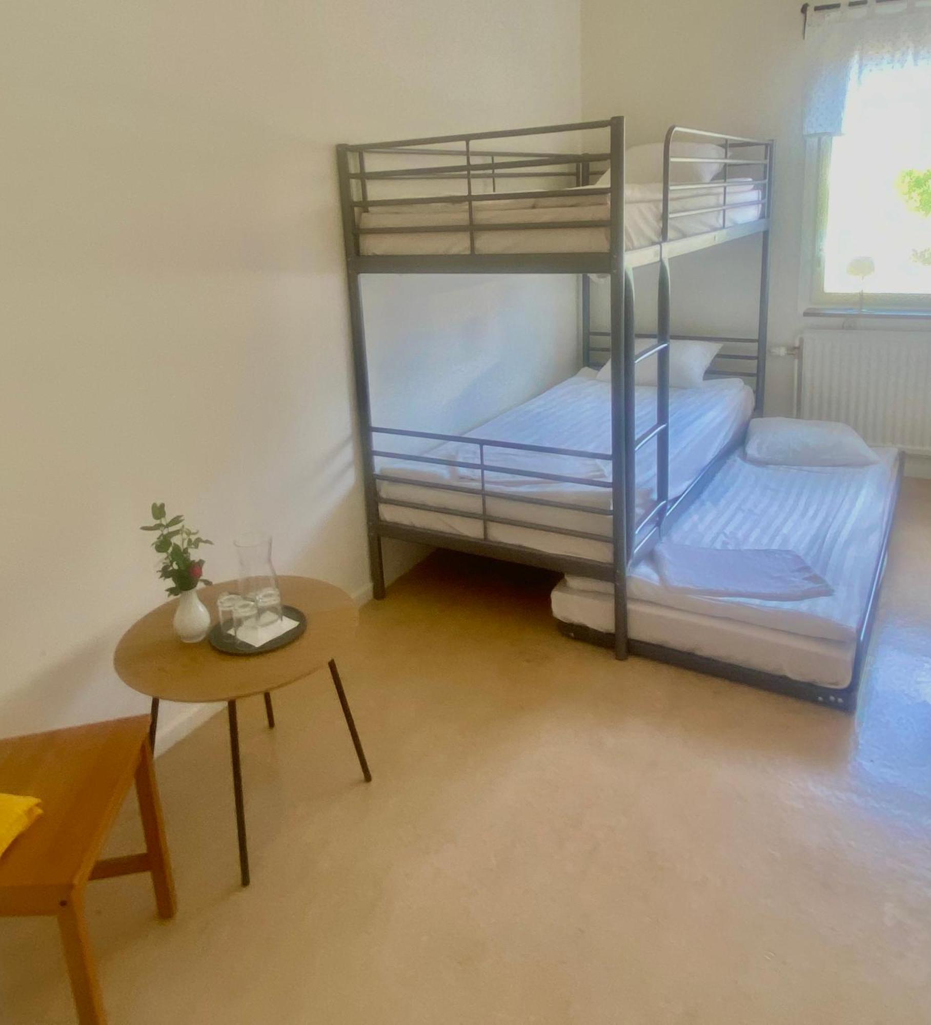 Gullringens Vaerdshus & Hotell Buitenkant foto